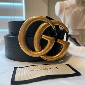 GUCCI leather belt with GG logo
